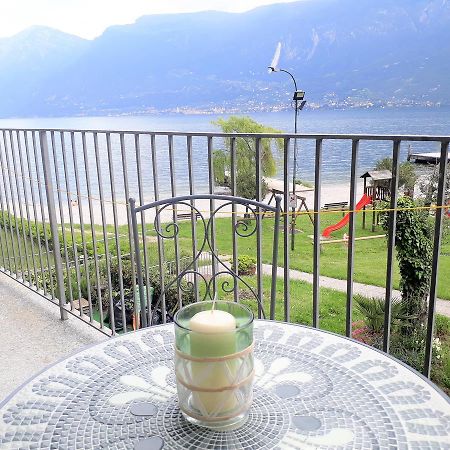 Campione Giulia Exclusive Lakefront Apartment By Gardadomusmea Campione del Garda Bagian luar foto